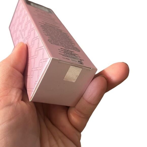 XX Revolution Glow Skin FauXXdation Foundation‎ FX15 - Picture 3 of 5